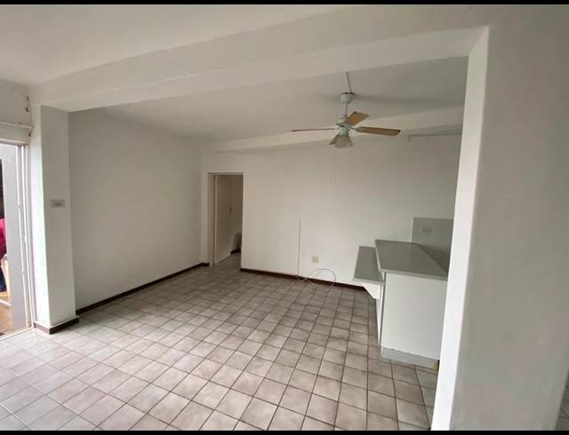 1 BEDROOM PROPERTY TO RENT IN BALLITO